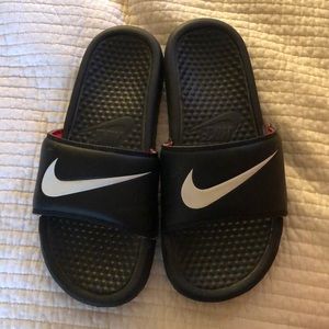 Nike slides